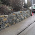 Trockenmauer aus Anröchter Dolomit